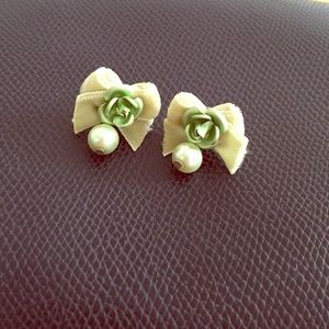 Flower earrings