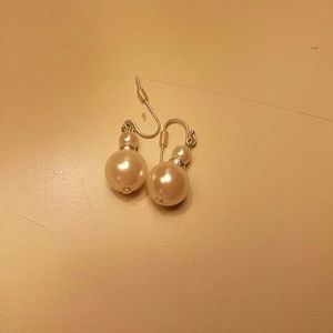 White Pearl Accent Ear Rings