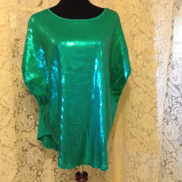 Diane Gilman  sequin top  ((just lowered))