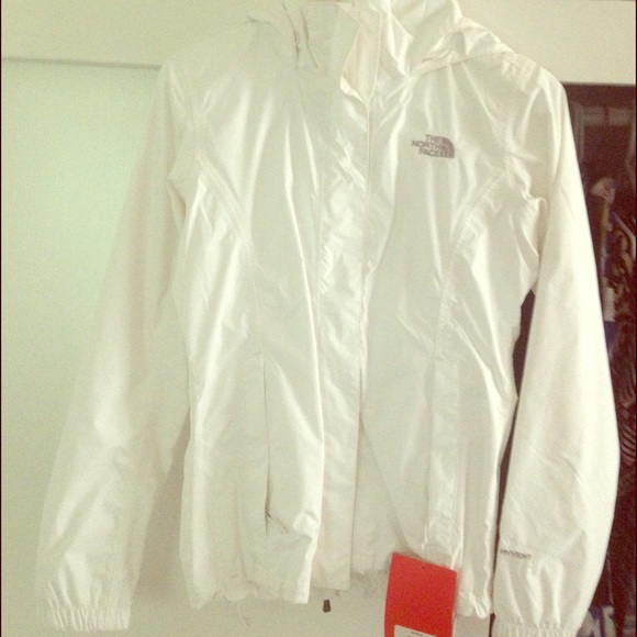 BNWT White North Face windbreaker
