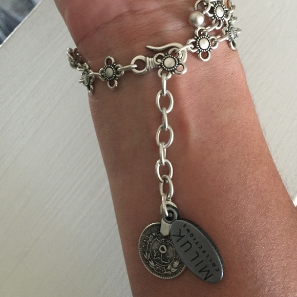 Gorgeous ring and bracelet in one made in Turkey - Picture 3 of 4