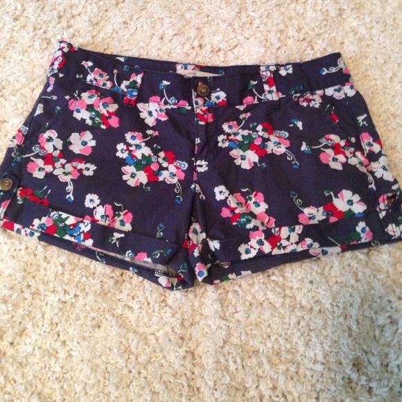 Floral shorts size 7/8