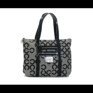 Authentic 💯Coach Poppy Glam tot 14530