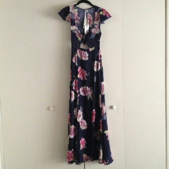 Flora Fauna Dress - Picture 2 of 4