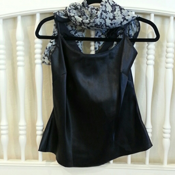 Top - Picture 4 of 4