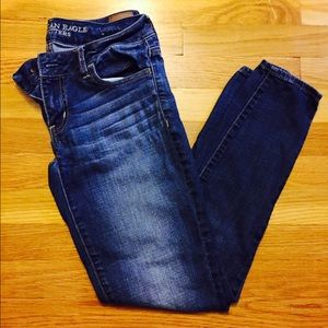 American Eagle size 2 short jeans/ express skinny