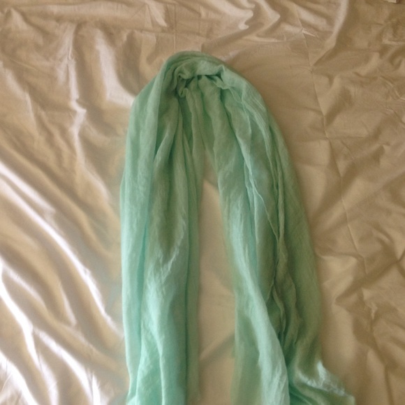 f21 Teal Scarf