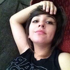 Meet your Posher, Valeria