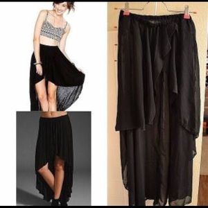 Brandy Melville Cameron Skirt