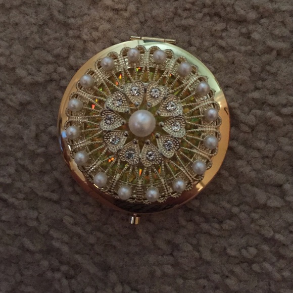 Beautiful gold mirror