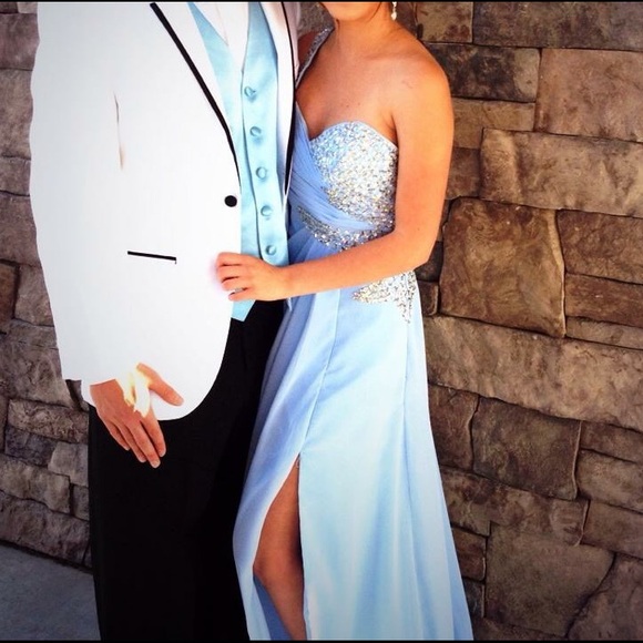 Size 0/2 blue prom dress! - Picture 1 of 2