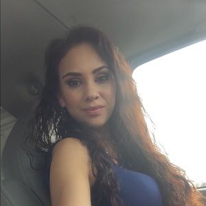 Meet your Posher, Daniela