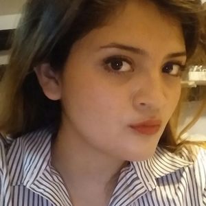 Meet your Posher, Maria