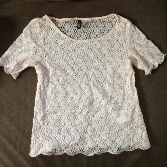 H&M Divided floral lace shirt