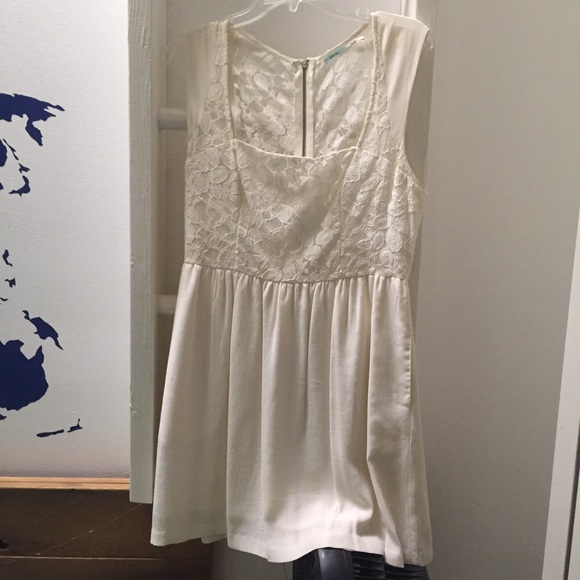 Kimchi Blue White lace dress