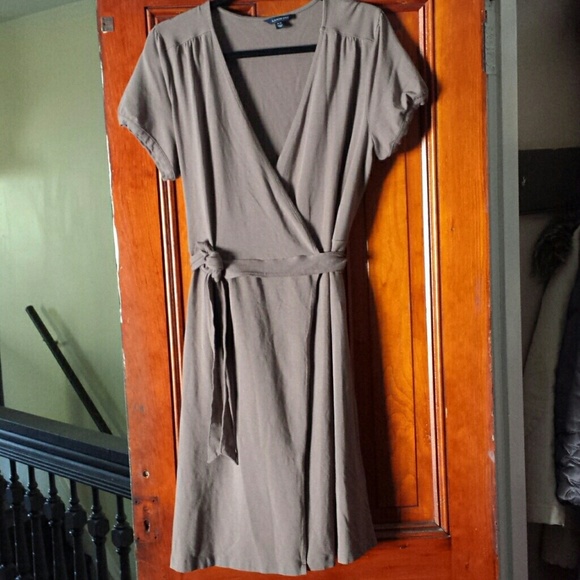 LANDS END tan wrap dress