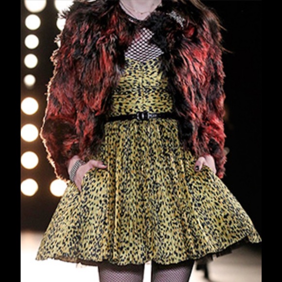 Meet your Posher, Kimberly - Picture 1 of 1