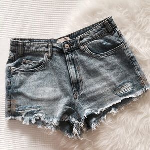 Zara Denim Cutoff Shorts 💙