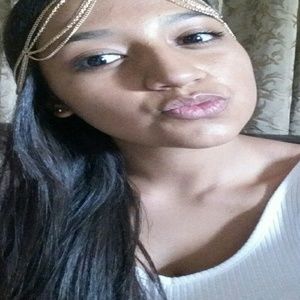 Meet your Posher, Sandra