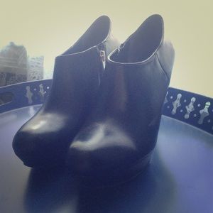 Marc Fisher Black Platform booties