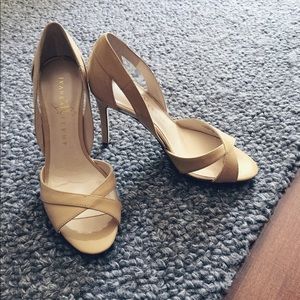 Ivanka Trump Tatiana Peep Toe Pump (Size 6M)