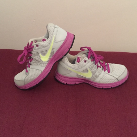 7.5 Nike Relentless