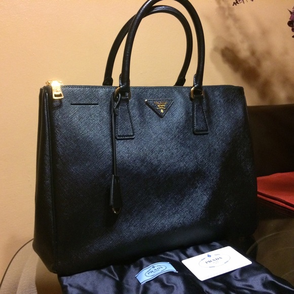 Prada Handbags - Saffiano Lux Black Prada Bag (AUTHENTIC)