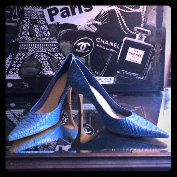 Nine West pumps