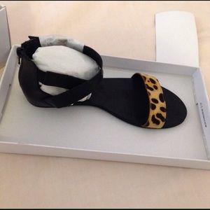 Steve Madden fola Sandals