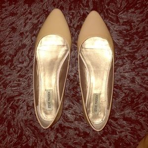 Steve Madden nude flats