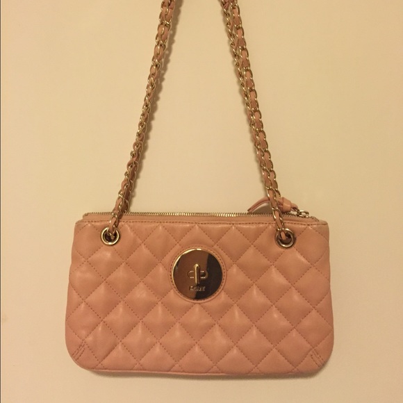 DKNY Handbags - DKNY PINK QUILTED HANDBAG.