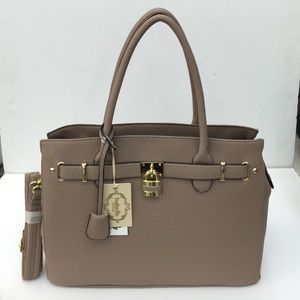 Large lock tote bag