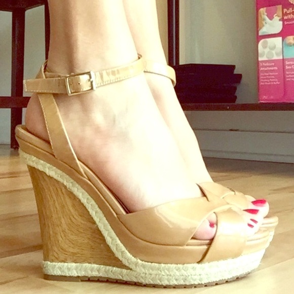 Charles David Shoes - Charles David patent leather wedge