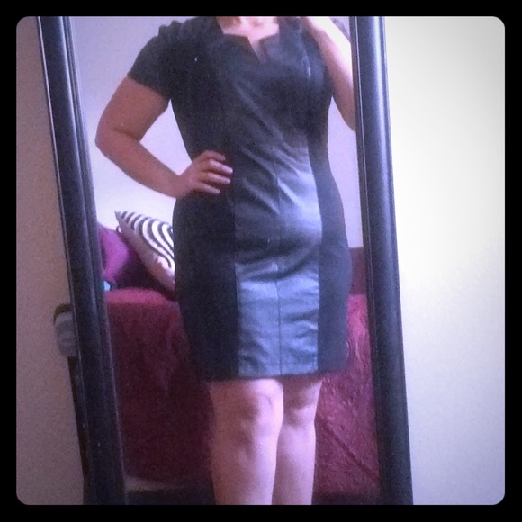 Black bodycon dress