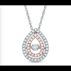 NWT  *DANCING DIAMOND PENDANT*