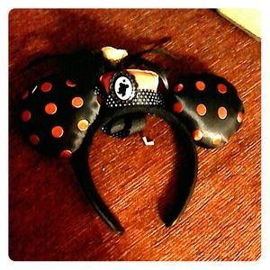 Minnie Headband and 4 Light up Hats for mel1075