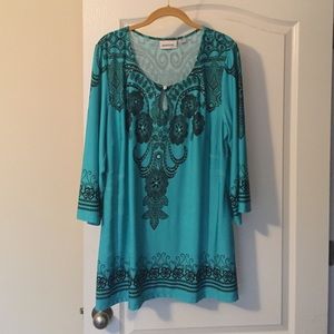 Teal and black tunic top