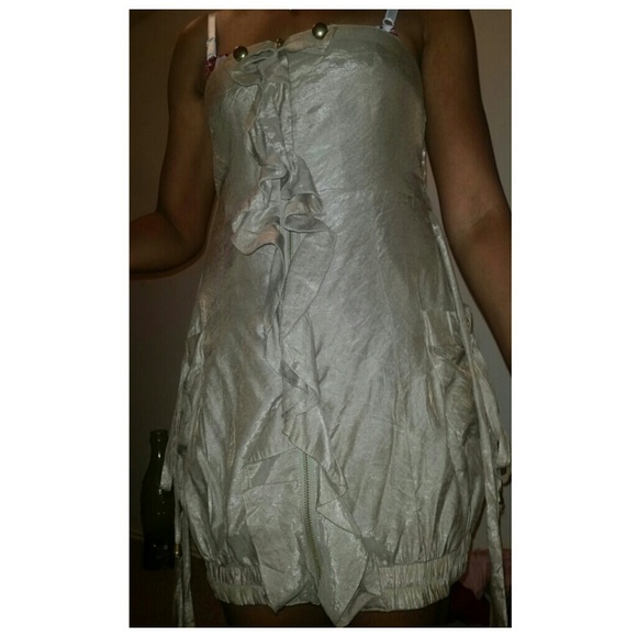 Tube dress with ruffles and gold accents