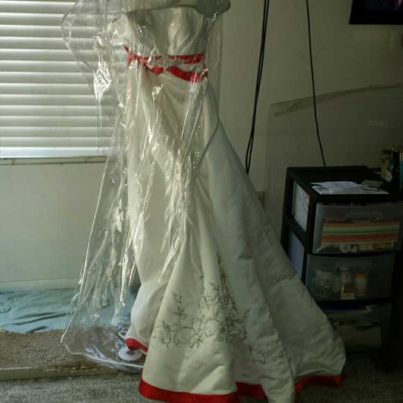 Wedding dress