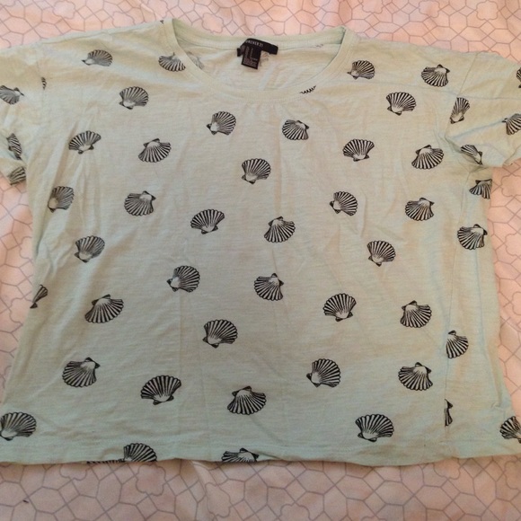 Forever 21 Seashell Crop Top