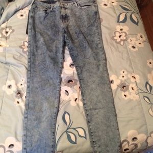 Old Navy Jeans- Rockstar mid-rise size 18