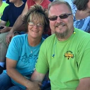 Meet your Posher, Lynn