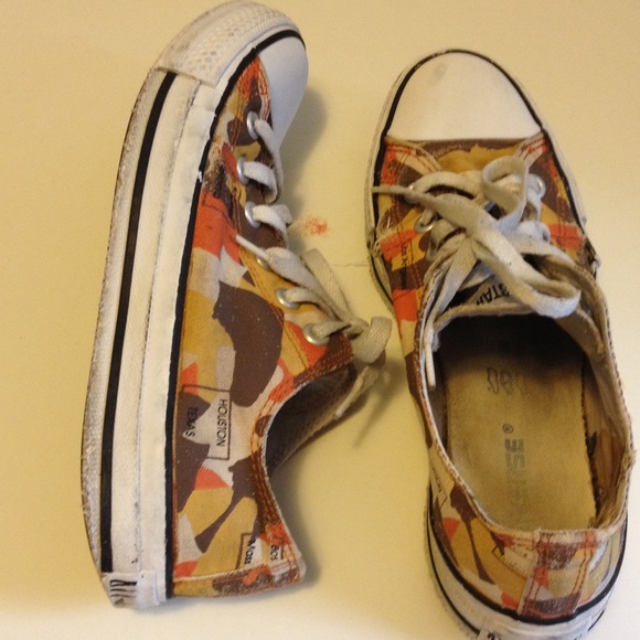 Converse yellow camo