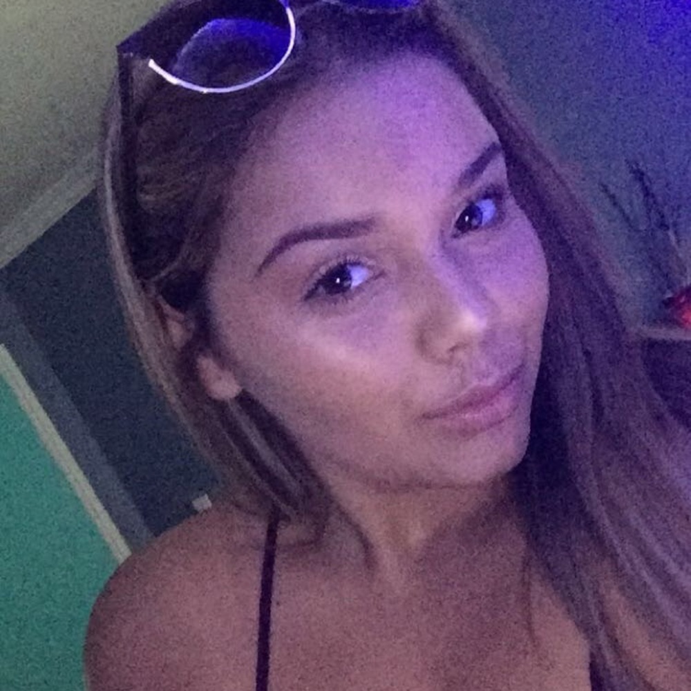 Meet your Posher, Ivette