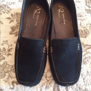 Aerosoles black suede shoes