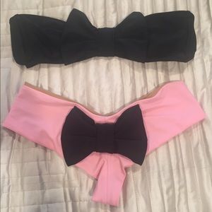 Adorable pink and black bow bikini!🎀🎀🎀
