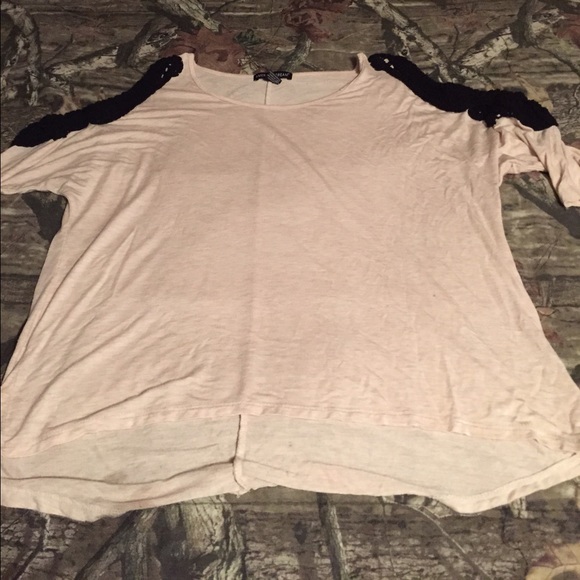 Rue 21 shirt
