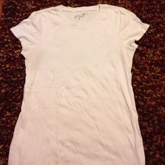 Old Navy tee - Picture 1 of 1
