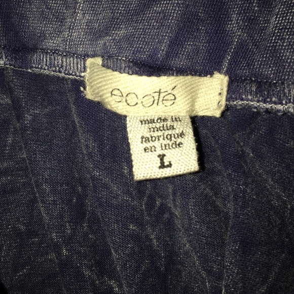 Urban Outfitters Skirt - Picture 3 of 3