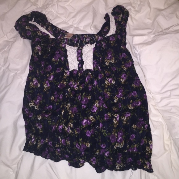 Floral print crop top shirt